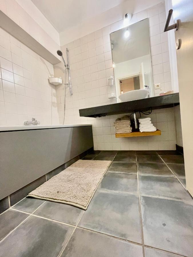 Down-Town 1 Bedroom Flat Bruksela Zewnętrze zdjęcie